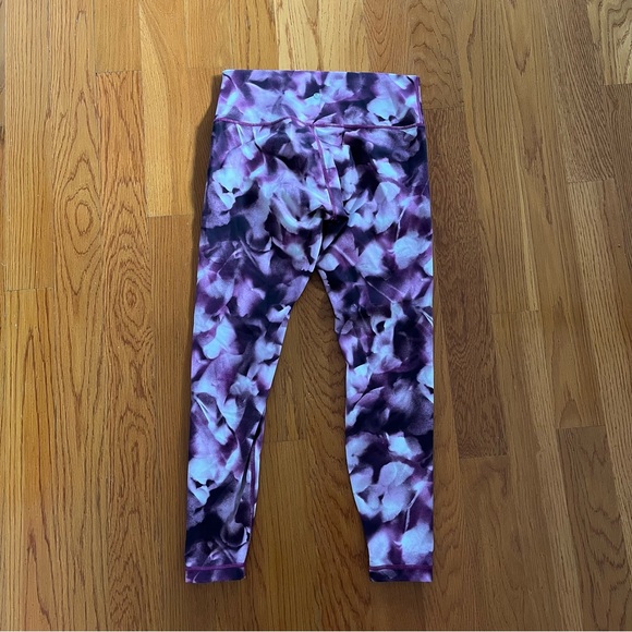 🏷️4 for $25🏷️ Lululemon Train Times Leggings Pink Pattern - Picture 2 of 4